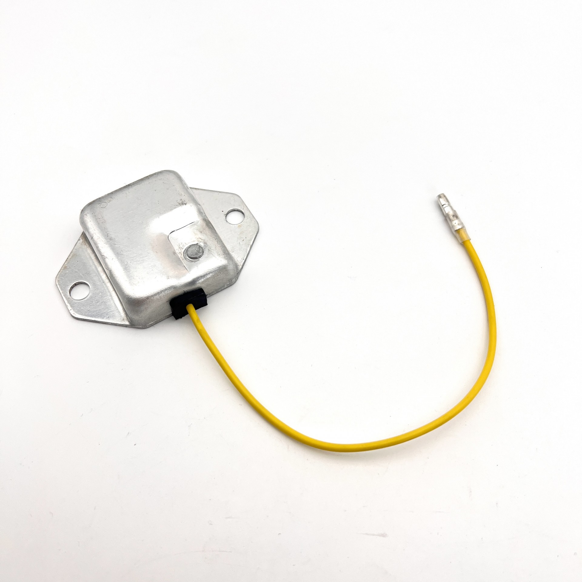 82f-81910-a0-00 Atv Utv Parts Voltage Regulator For Yamaha Banshee Blaster 350 250 Yfz350 Yfs200 Tri